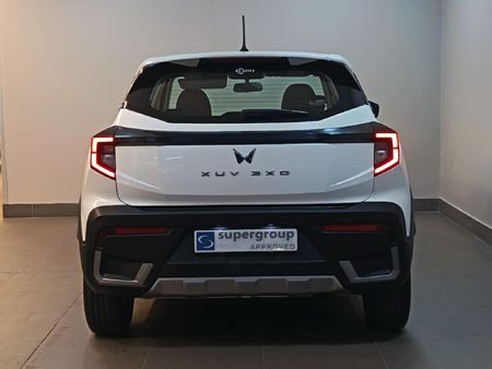 2025-Mahindra-XUV-3XO-12T-MX2-Auto_5