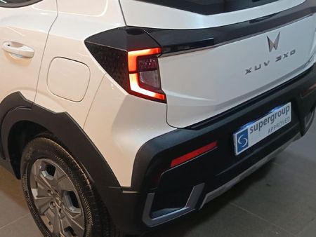 2025-Mahindra-XUV-3XO-12T-MX2-Auto_8