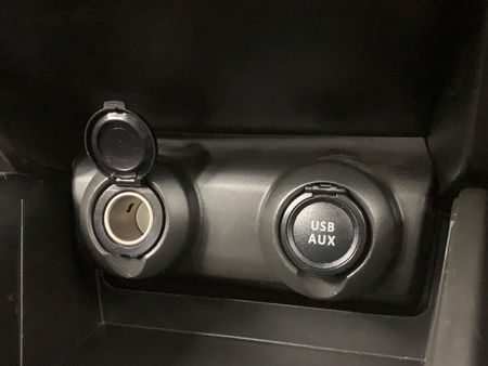 2023-Suzuki-Swift-12-GL-Auto_12