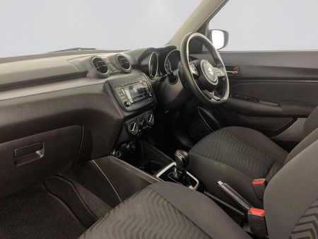 2023-Suzuki-Swift-12-GL-Auto_14