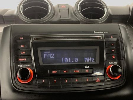 2023-Suzuki-Swift-12-GL-Auto_8