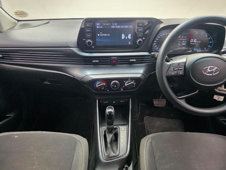 2023-Hyundai-i20-14-Motion-Auto_17
