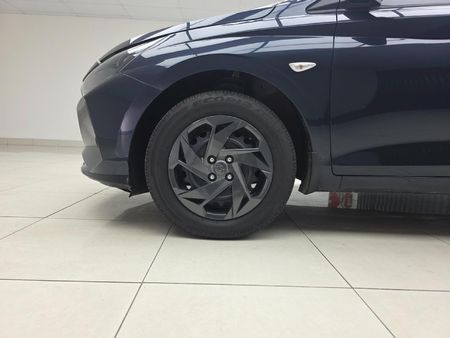 2023-Hyundai-i20-14-Motion-Auto_8