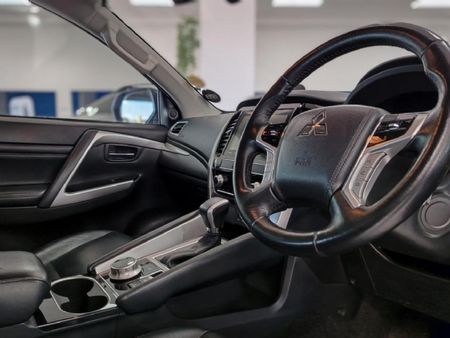 2023-Mitsubishi-Pajero-Sport-24D-4x4-Auto_16