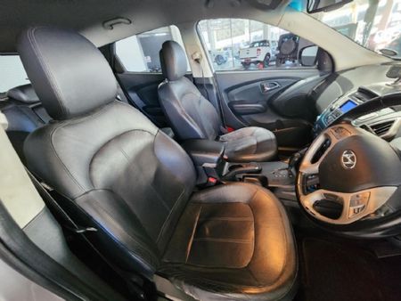 2013-Hyundai-ix35-20-GLS-Executive-Auto_9