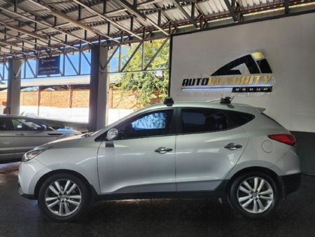 2013-Hyundai-ix35-20-GLS-Executive-Auto_6