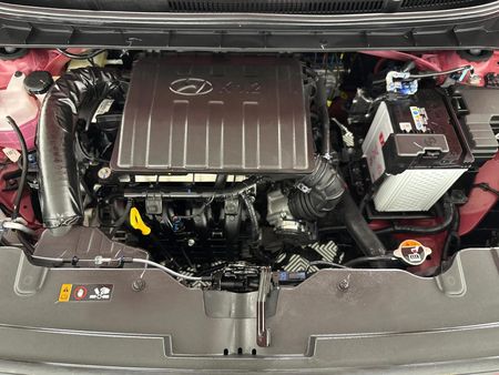 2025-Hyundai-Exter-12-Executive_11