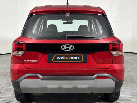 2025-Hyundai-Exter-12-Executive_16