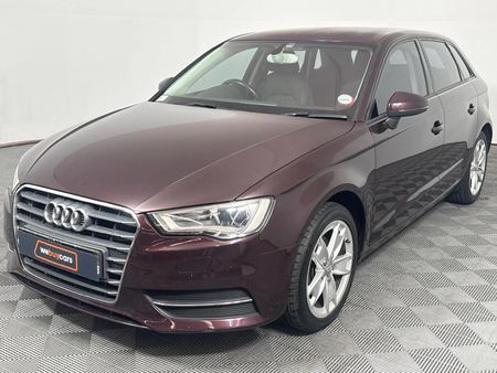 2013-Audi-A3-Sportback-14-TFSI-S_0