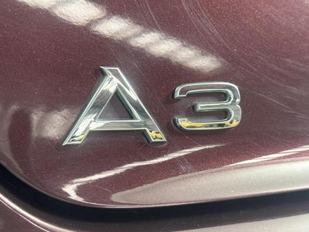 2013-Audi-A3-Sportback-14-TFSI-S_11