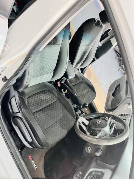 2017-Kia-Rio-12-Sedan_7