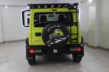 2021-Suzuki-Jimny-15-GLX_4