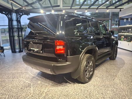 2026-Toyota-Land-Cruiser-Prado-VX-R-28GD-Auto_7
