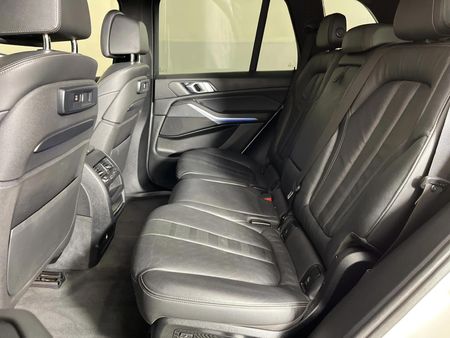 2019-BMW-X5-xDrive30d-M-Sport_3