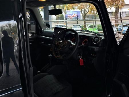 2024-Suzuki-Jimny-15-GLX-AllGrip-5-Door-Auto_16