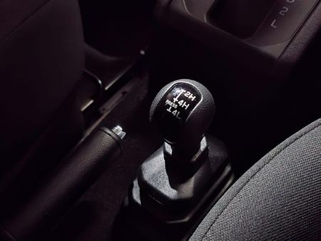 2024-Suzuki-Jimny-15-GLX-AllGrip-5-Door-Auto_21