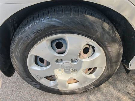 2006-Kia-Cerato-16-5-dr_13