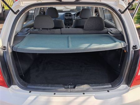 2006-Kia-Cerato-16-5-dr_14