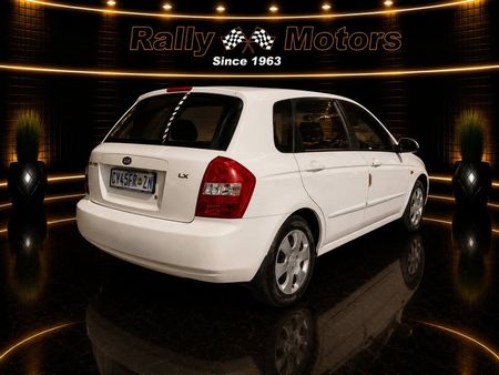 2006-Kia-Cerato-16-5-dr_2