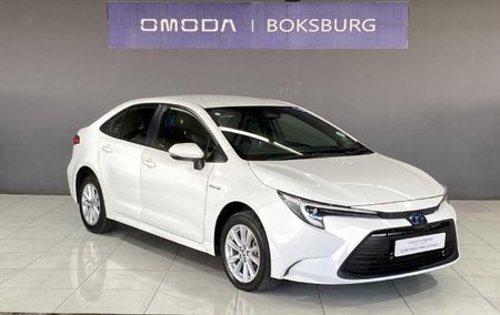 2025-Toyota-Corolla-18-XR-Hybrid-Auto_0