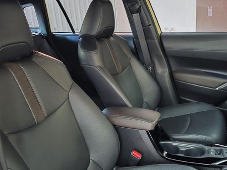 2025-Toyota-Corolla-Cross-18-XR_20