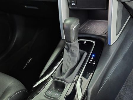 2025-Toyota-Corolla-Cross-18-XR_23