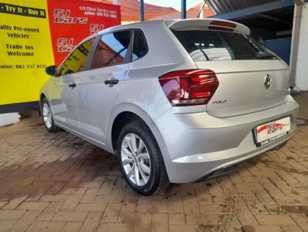 2018-Volkswagen-Polo-10-TSI-Trendline_2
