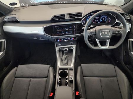 2026-Audi-Q3-Sportback-35TDI-Black-Edition_17