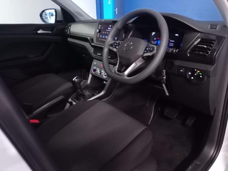 2026-Volkswagen-T-Cross-10-TSI-Auto_13