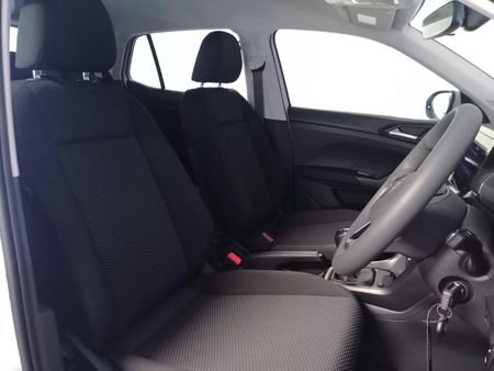 2026-Volkswagen-T-Cross-10-TSI-Auto_15