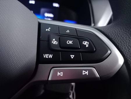 2026-Volkswagen-T-Cross-10-TSI-Auto_25