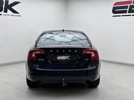 2012-Volvo-S60-T3-Elite_4
