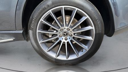 2022-Mercedes-Benz-GLE-300d-4Matic_14
