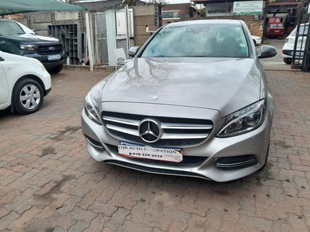 2014-Mercedes-Benz-C-Class-C-200-BE-Avantgarde-Auto_3