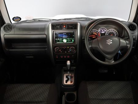 2018-Suzuki-Jimny-13-Auto_7