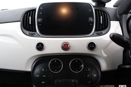 2022-Abarth-595-14T-Scorpion-ORO-Cabriolet-Auto_3