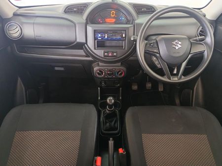 2023-Suzuki-S-Presso-10-GL_15