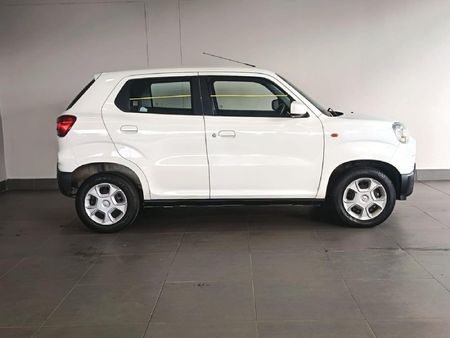 2023-Suzuki-S-Presso-10-GL_2