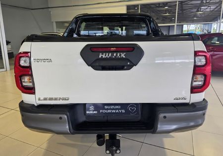 2025-Toyota-Hilux-28-GD-6-Raised-Body-Legend-RS-Auto-Double-Cab_5