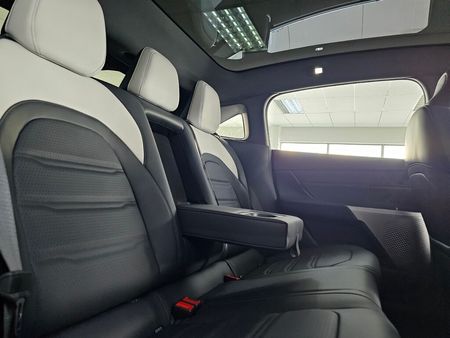 2026-Dongfeng-007-620-200Kw-Electric-Automatic_13