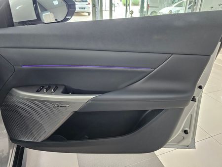 2026-Dongfeng-007-620-200Kw-Electric-Automatic_14