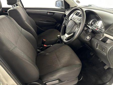 2017-Suzuki-Swift-12-GL_9