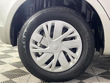 2017-Suzuki-Swift-12-GL_7