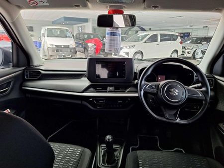 2026-Suzuki-Swift-12-GL_9