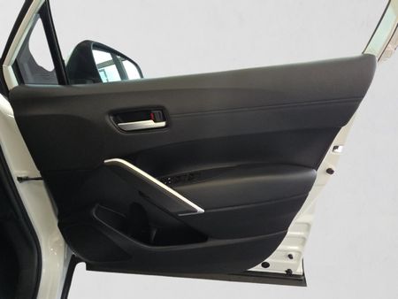 2023-Toyota-Corolla-Cross-18-XR-Hybrid_14
