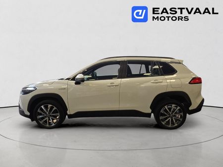 2023-Toyota-Corolla-Cross-18-XR-Hybrid_3