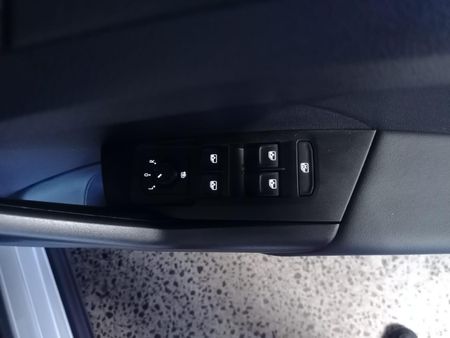 2026-Volkswagen-T-Cross-10-TSI-Auto_14