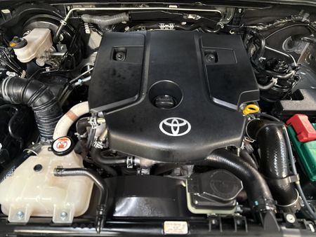 2021-Toyota-Hilux-24-GD-6-Raised-Body-Raider-Auto-Single-Cab_8