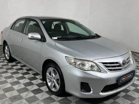 2013-Toyota-Corolla-16-Advanced-Auto_15