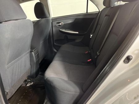 2013-Toyota-Corolla-16-Advanced-Auto_3